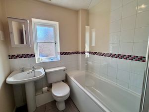 bathroom- click for photo gallery